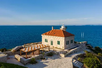 Island Retreat Villa with Lighthouse, Vis