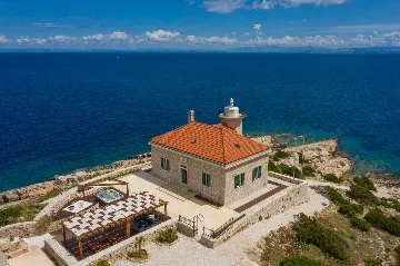 Island Retreat Villa with Lighthouse, Vis