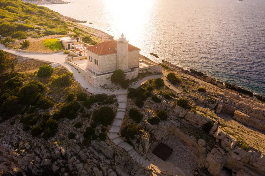 Island Retreat Villa with Lighthouse, Vis