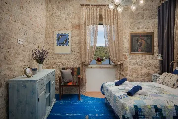 Island Retreat Villa with Lighthouse, Vis