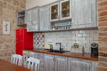 Island Retreat Villa with Lighthouse, Vis