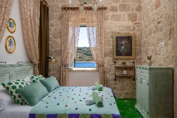 Island Retreat Villa with Lighthouse, Vis