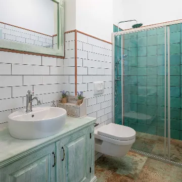 Island Retreat Villa with Lighthouse, Vis