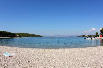 Cozy Pine Terrace Apartment Šolta