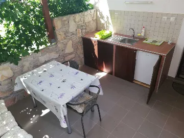 Cozy Pine Terrace Apartment Šolta