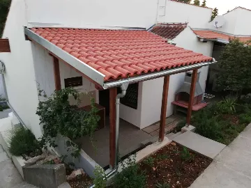 Cozy Pine Terrace Apartment Šolta