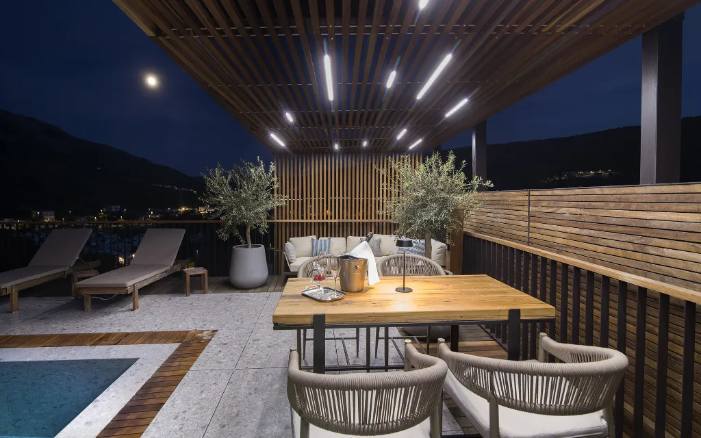 Modern Villa with Pool and Spa Zone in Dubrovnik