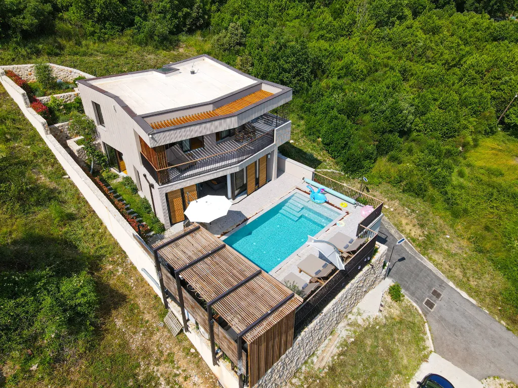 Modern Villa with Pool and Spa Zone in Dubrovnik