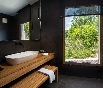 Modern Villa with Pool and Spa Zone in Dubrovnik