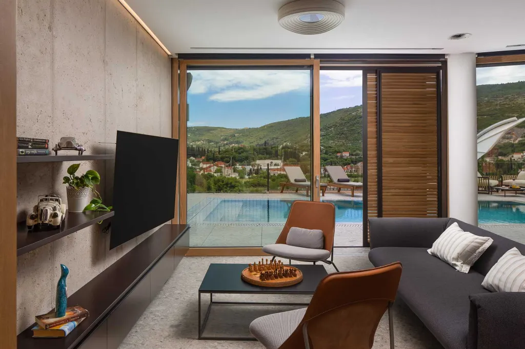Modern Villa with Pool and Spa Zone in Dubrovnik