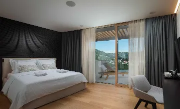 Modern Villa with Pool and Spa Zone in Dubrovnik