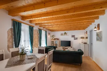 Sunlit Country Villa Retreat in Hvar Hills