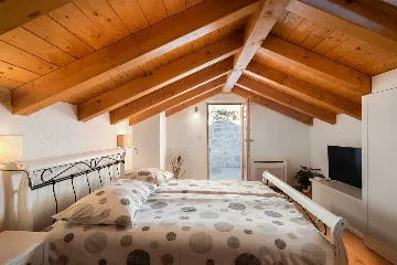 Sunlit Country Villa Retreat in Hvar Hills