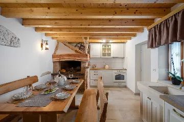 Sunlit Country Villa Retreat in Hvar Hills