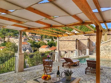 Sunlit Country Villa Retreat in Hvar Hills