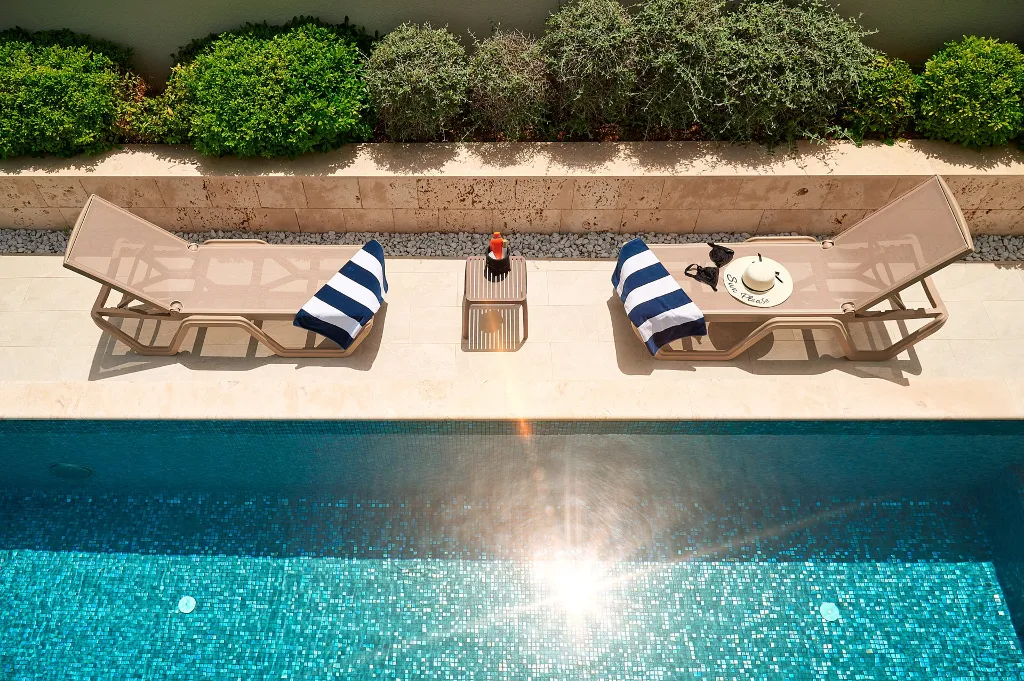 Contemporary Villa with Private Pool in Marina
