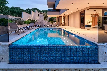 Contemporary Villa with Private Pool in Marina