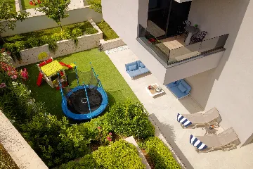 Contemporary Villa with Private Pool in Marina