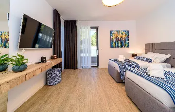 Contemporary Villa with Private Pool in Marina