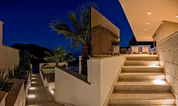 Contemporary Villa with Private Pool in Marina