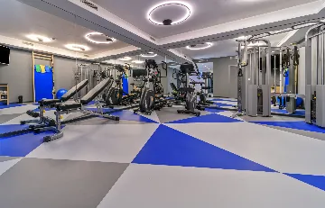 Contemporary Villa with Private Pool in Marina