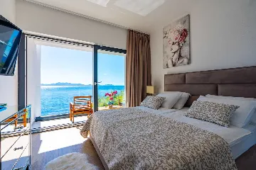 Seaside Pool Villa Retreat Smokvica