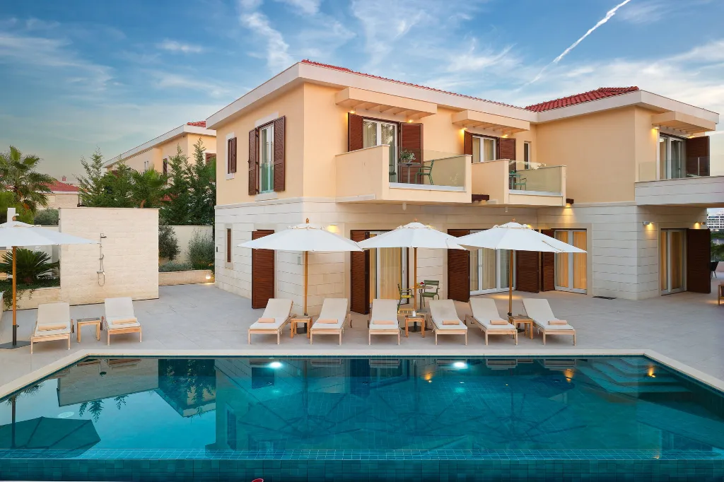 Contemporary Seaside Villa with Pool, Hvar