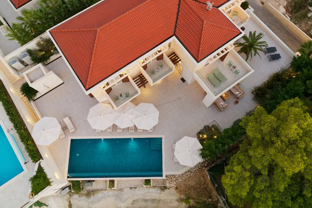 Contemporary Seaside Villa with Pool, Hvar