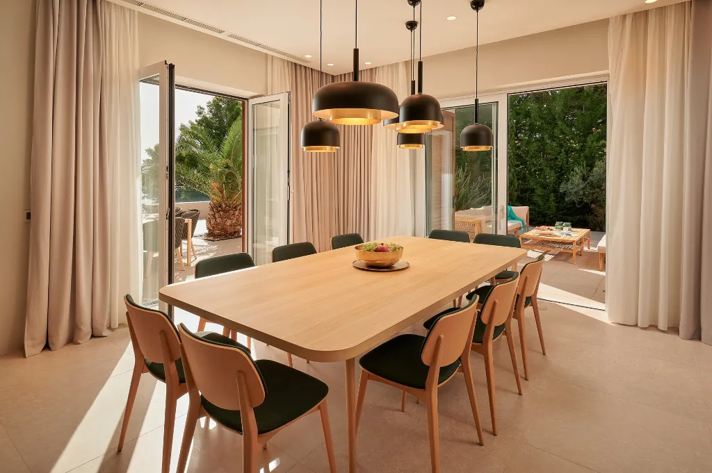 Seaside Villa Complex with Pool, Hvar