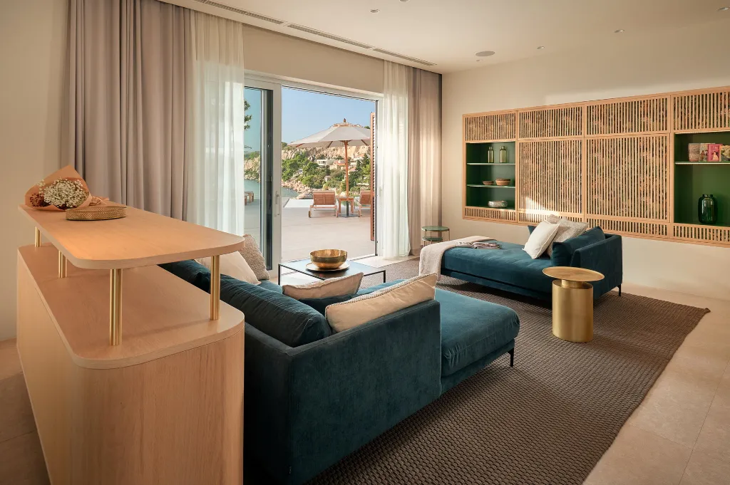 Seaside Villa Complex with Pool, Hvar