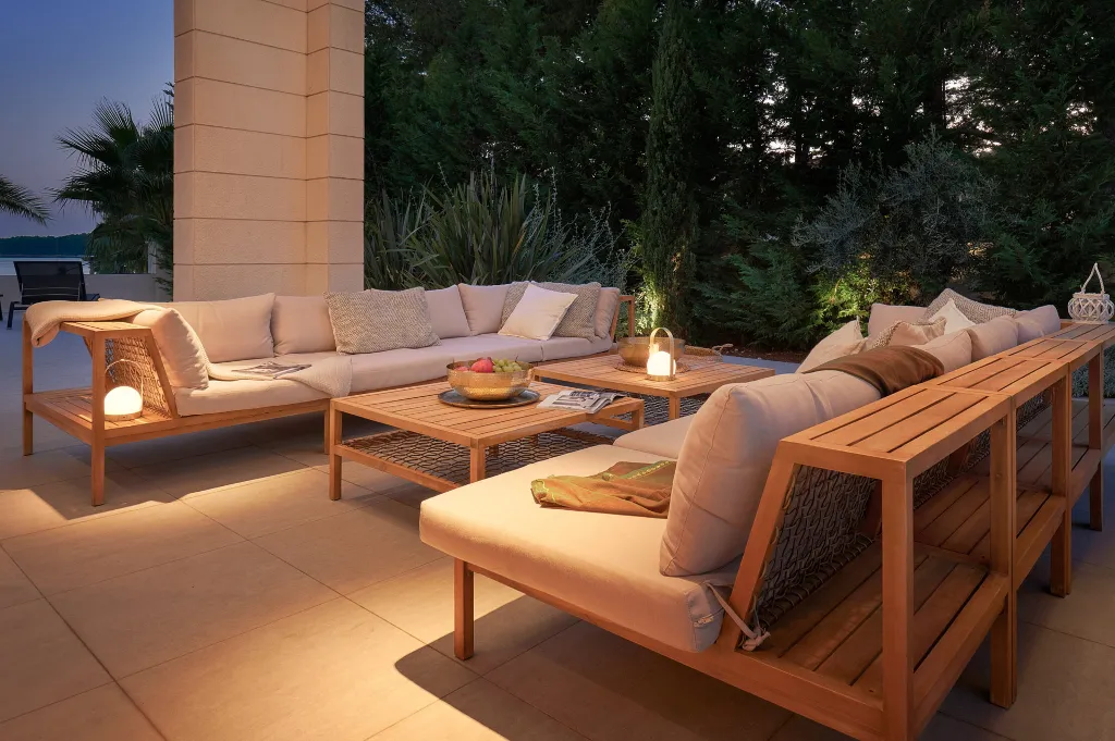 Seaside Villa Complex with Pool, Hvar