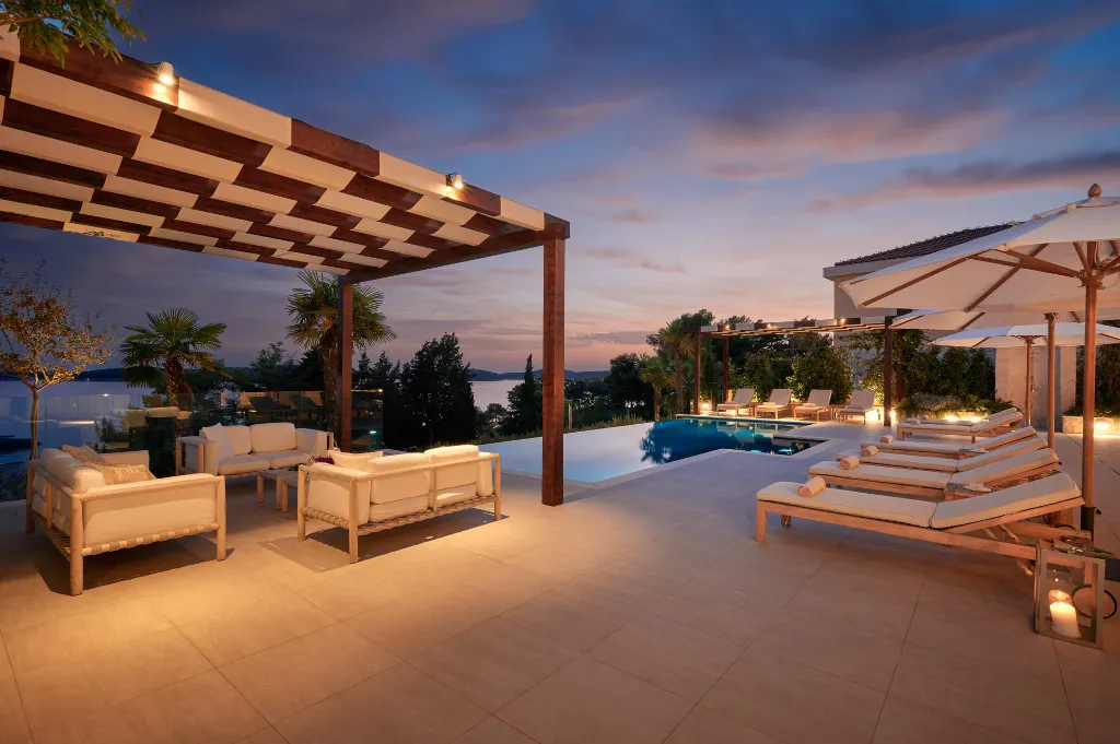 Seaside Villa Complex with Pool, Hvar