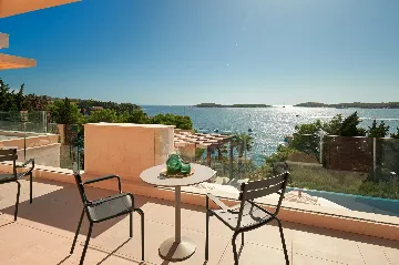 Seaside Villa Complex with Pool, Hvar