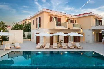 Seaside Villa Complex with Pool, Hvar