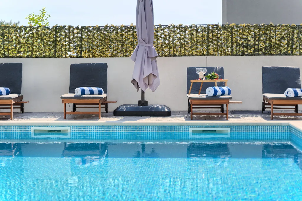Modern 3-Bedroom Villa with Private Pool in Podstrana