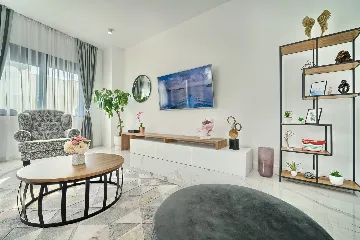 Modern 3-Bedroom Villa with Private Pool in Podstrana