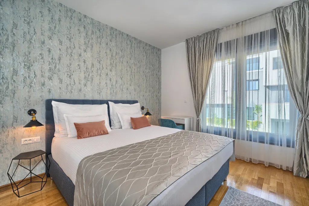 Modern 3-Bedroom Villa with Private Pool in Podstrana
