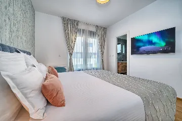 Modern 3-Bedroom Villa with Private Pool in Podstrana