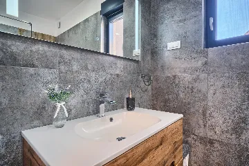 Modern 3-Bedroom Villa with Private Pool in Podstrana