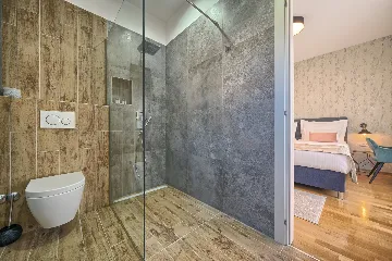 Modern 3-Bedroom Villa with Private Pool in Podstrana