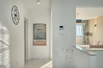 Modern 3-Bedroom Villa with Private Pool in Podstrana