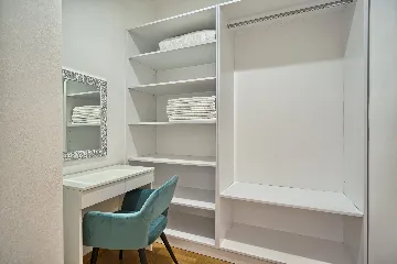 Modern 3-Bedroom Villa with Private Pool in Podstrana