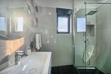 Modern 3-Bedroom Villa with Private Pool in Podstrana