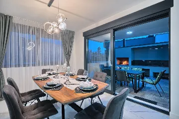 Modern 3-Bedroom Villa with Private Pool in Podstrana