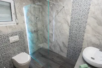 Modern Villa with Heated Pool in Podstrana