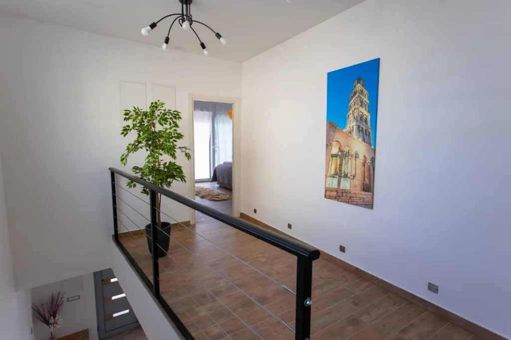 Modern Villa with Heated Pool in Podstrana