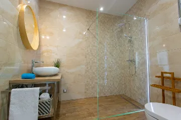 Modern Villa with Heated Pool in Podstrana