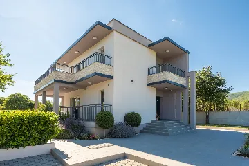 Modern Family Villa with Pool in Dicmo