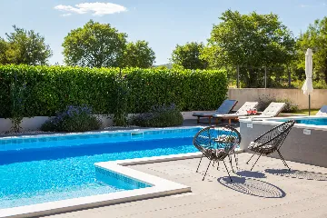 Modern Family Villa with Pool in Dicmo