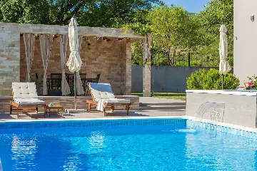 Modern Family Villa with Pool in Dicmo